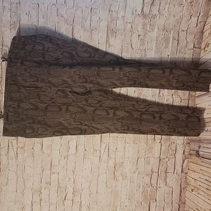 Color swatch snake print jeans sz 3x